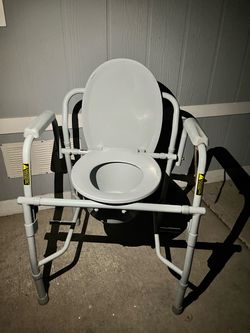 Title: Adjustable Bedside Commode Toilet Safety Chair