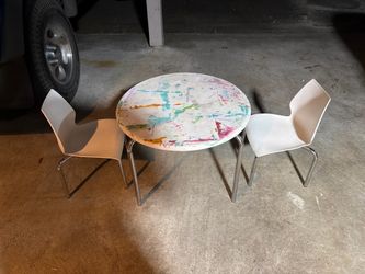 Kids Table & 2 Chairs