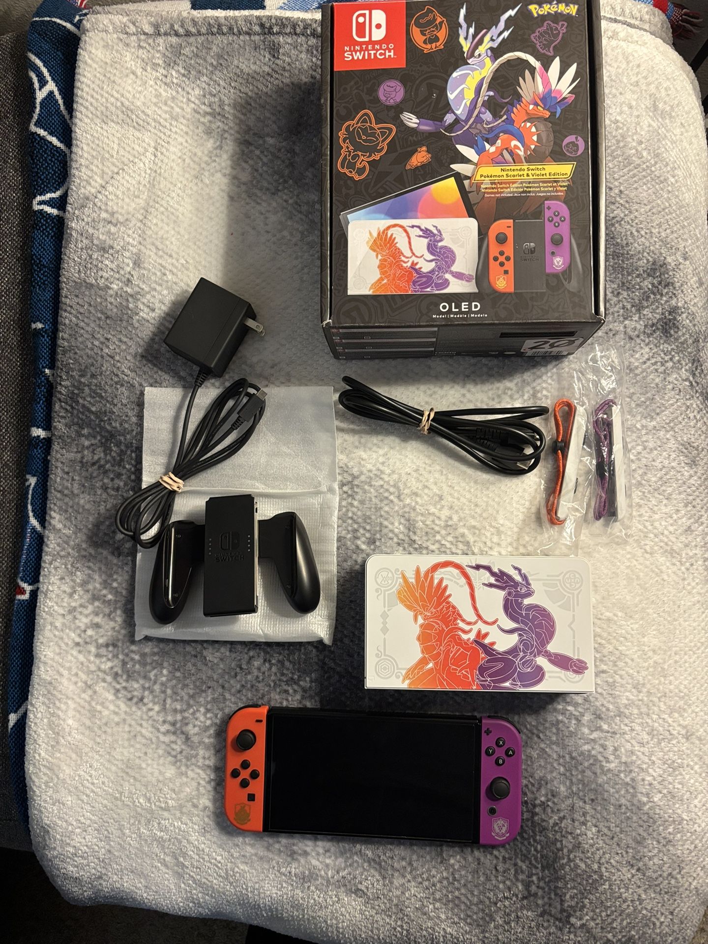 Pokemon Scarlet/Violet edition Nintendo Switch OLED with box, cables, and dock + accessories