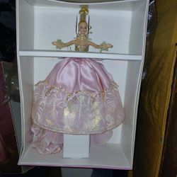 Vintage 1996 The BEAUTIFUL PINK SPLENDOR BARBIE