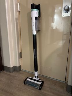 Shark Cordless pro Vacuum