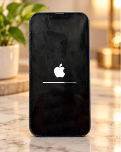 Apple iPhone 13 Pre Owned, 128 GB Unlocked.