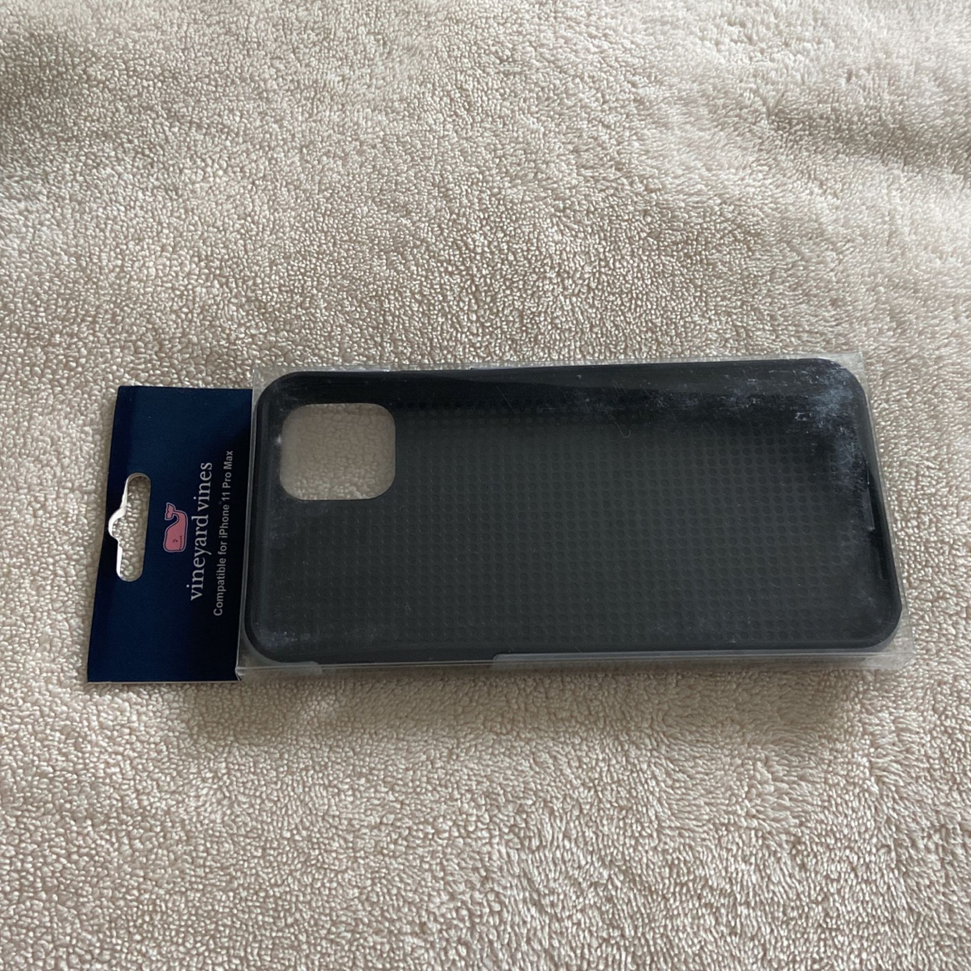 Brand New In Pkg Vineyard Vines 11 Pro Max iPhone Case