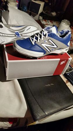 New Balance men's baseball cleats sz 7