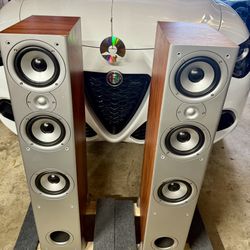  Polk Audio monitor 60 Speakers
