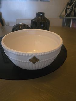 White Ceramic Bowl with Beaded Detail