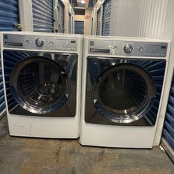Lavadora Y Secadora De Gas Kenmore De 27”