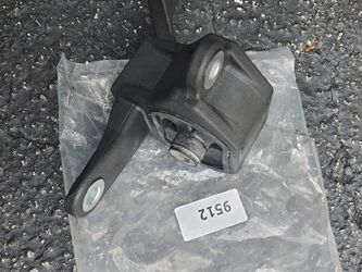 Honda odyssey soporte transmission