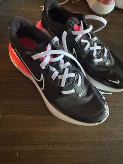 Nike Running Sneakers Black and Red size 5.5 youth