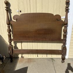 Antique bed . Full size