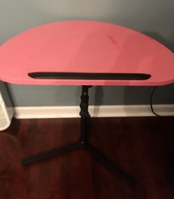 Kid’s Drafting Pedestal Table