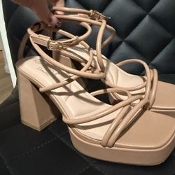 Brand New Nude Moda Heels 