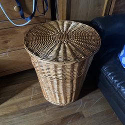 wicker laundry basket 