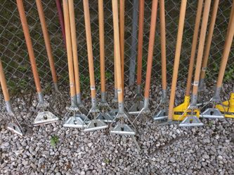 Commercial mop handles