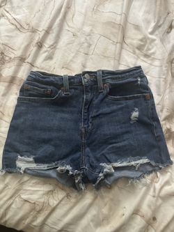 Women Levi Shorts 27 