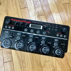 Boss RC-505 Tabletop Loop Station – 5-Track Looper w/ box & all accessories
