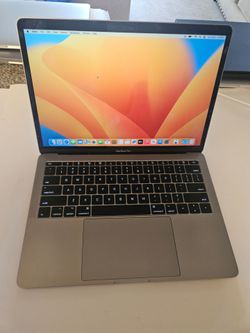 Apple Macbook Pro i5 8gb Ram 120gb Drive 13" Screen 2017