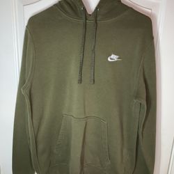 Men’s Nike Hoodie!!