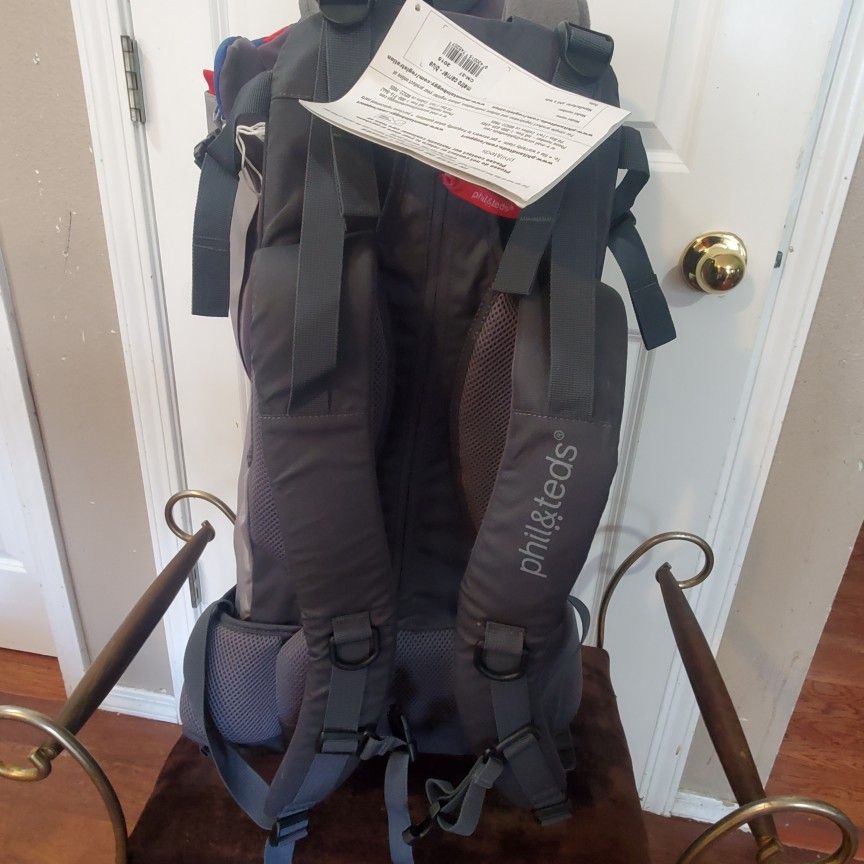 New Phil & Teds "Escape" Baby Carrier/Hiking. Ergonomic, Light, And Durable.