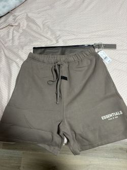 Essentials Men’s Shorts