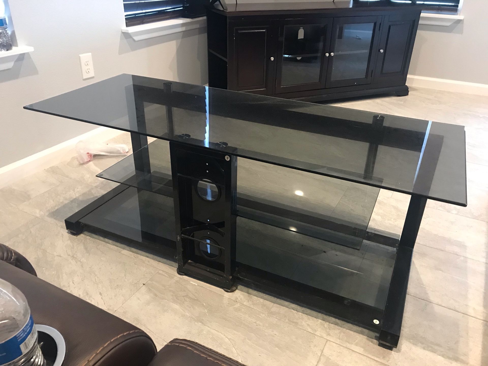 Tv stand