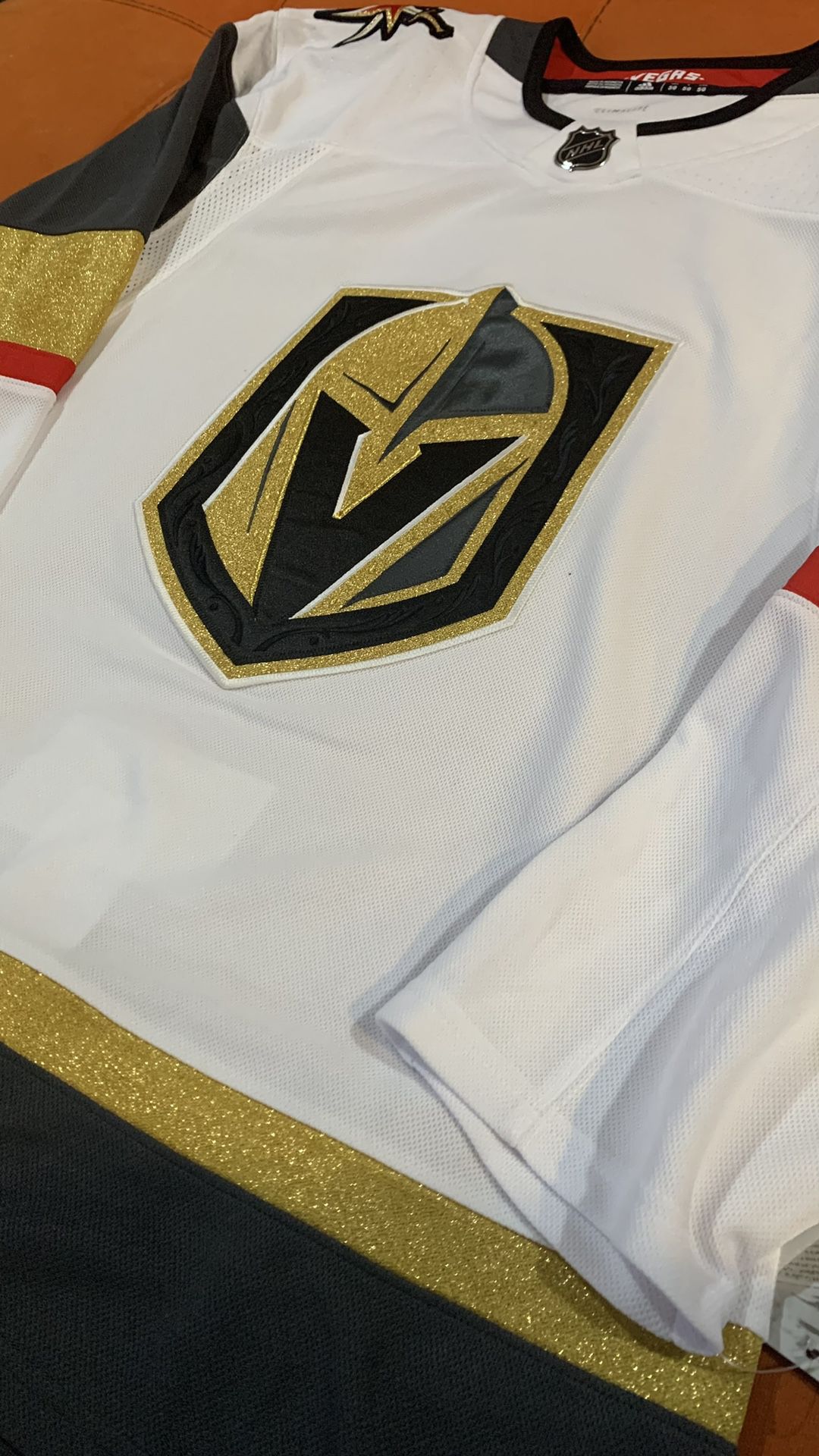 Adidas Vegas Golden Knights Gray Youth Jersey Size L/XL NHL Gold Red. for  Sale in Peabody, MA - OfferUp