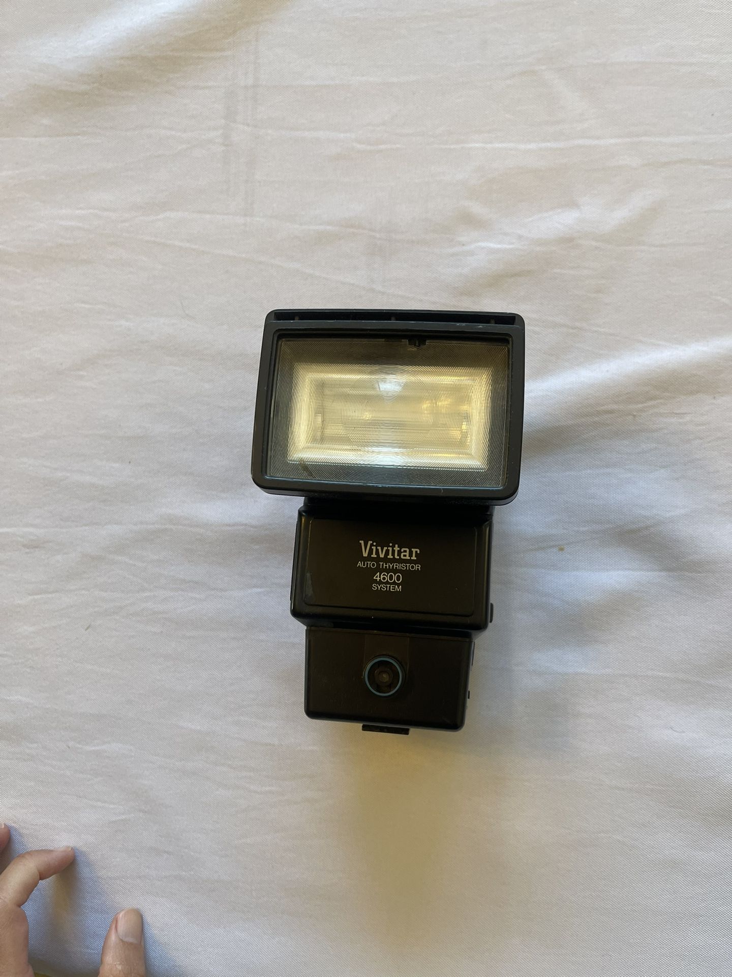 Vivitar Auto Thyristor 4600 Flash - Vintage Camera Flash