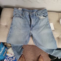 Levis pants