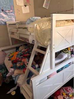 Bunk bed