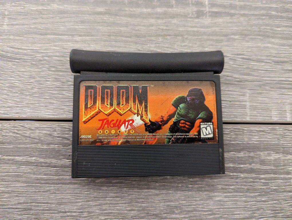 Atari Jaguar Doom ~ New Factory Sealed Hang Tab ~ Great Condition ~ Shrink  Wrap 77000400307