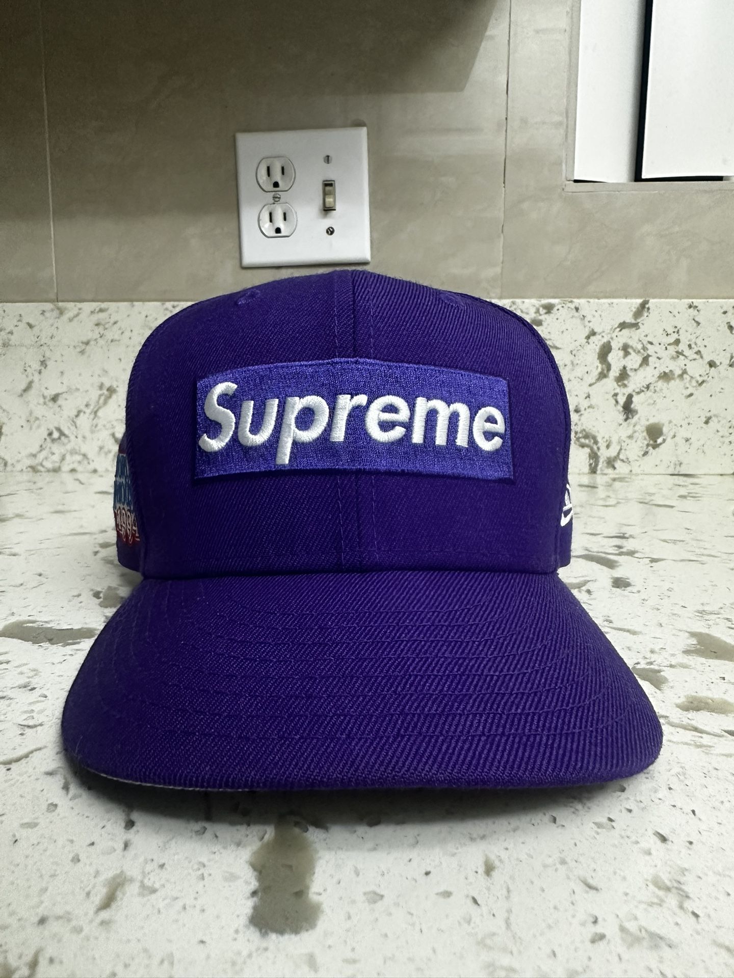 Supreme Hat