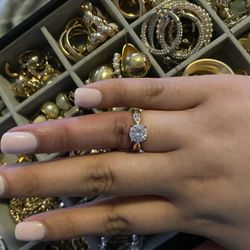 Gold Ring  Size 9 Women’s 