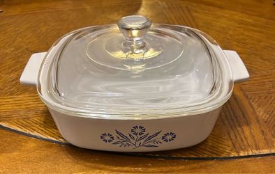 Corning Ware Blue Cornflower Casserole Dish with Lid