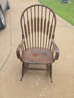 Wood Rocking Chair