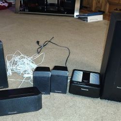 Panasonic
Surround Sound System SB-HW750