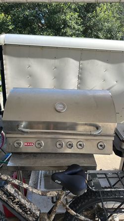 Bull Grill 5 burner 38 inch
