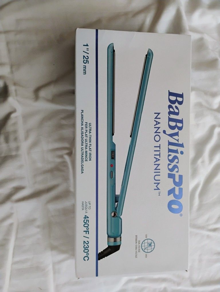 BaByliss PRO 1" Hair Straightener