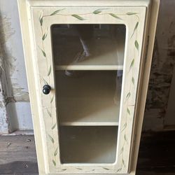 Small shelf decoration in good condition