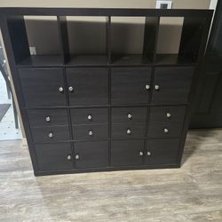 Ikea KALLAX 16 Cube 4 X 4 With Inserts