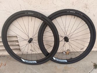 Wheelset 700cc Thirty SL