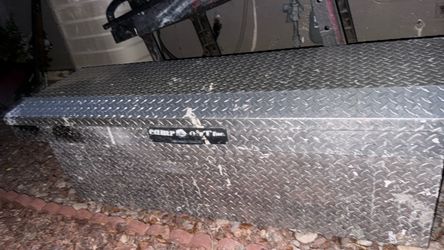 Diamond Plate Aluminum Truck Tool Box