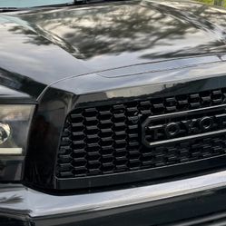 Toyota Sequoia Headlights 2nd Gen 