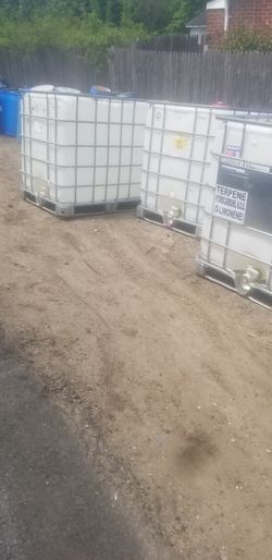275 gallon tank