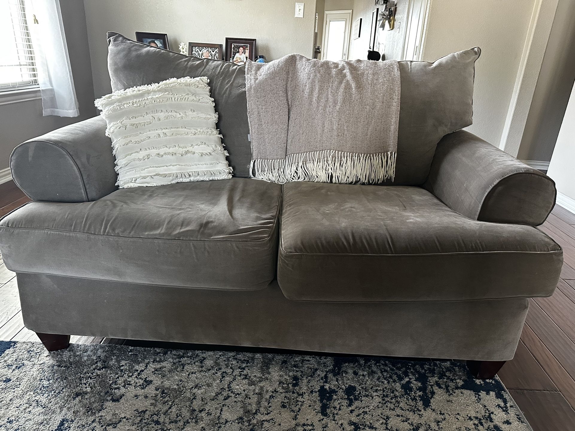 Couch & Love Seat