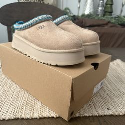 UGG Women Tazz Driftwood/ White Pepper Platform Slipper Size 7 Limited  Release