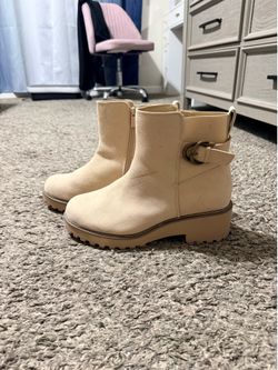Torrid size 12 boots