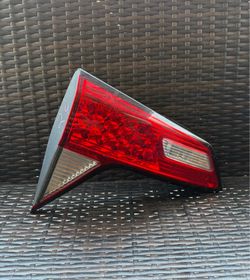2016 2017 2018 Honda HRV HR-V Left Driver Side Inner Tail Light OEM