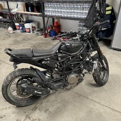 Husqvarna Svartpilen