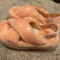 New Peach Ugg Slippers 