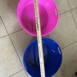 New Plastic Baskets Multiple Available, Each $4 